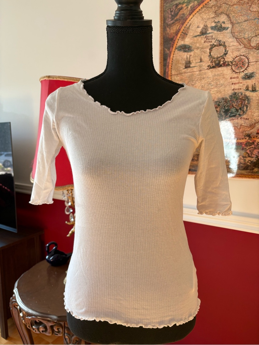 Club Monaco Cream Ribbed Lettuce-Edge Short Sleeve Top
